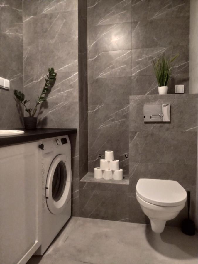 Apartament Loftowy Wypoczynek GoldAir Poznań Zewnętrze zdjęcie