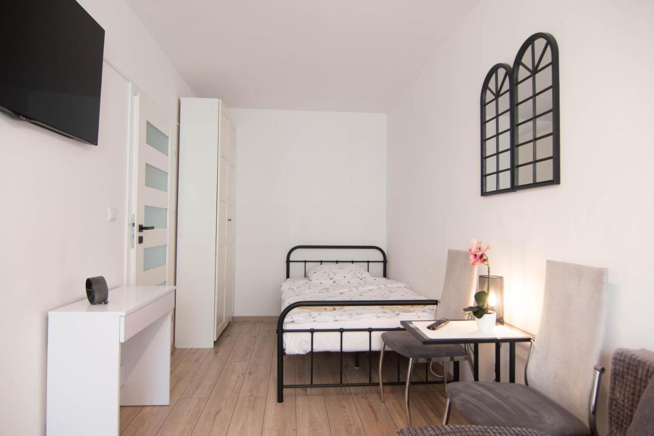 Apartament Loftowy Wypoczynek GoldAir Poznań Zewnętrze zdjęcie
