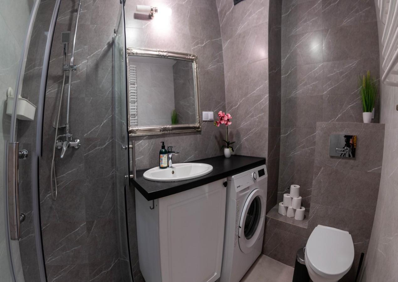 Apartament Loftowy Wypoczynek GoldAir Poznań Zewnętrze zdjęcie